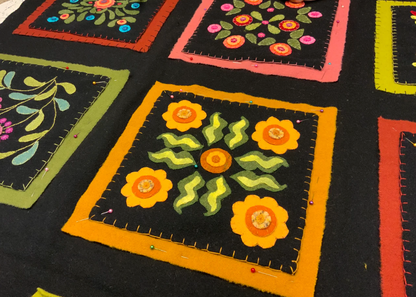 Everything's Blooming: 30 Floral Wool Appliqué Quilt Blocks