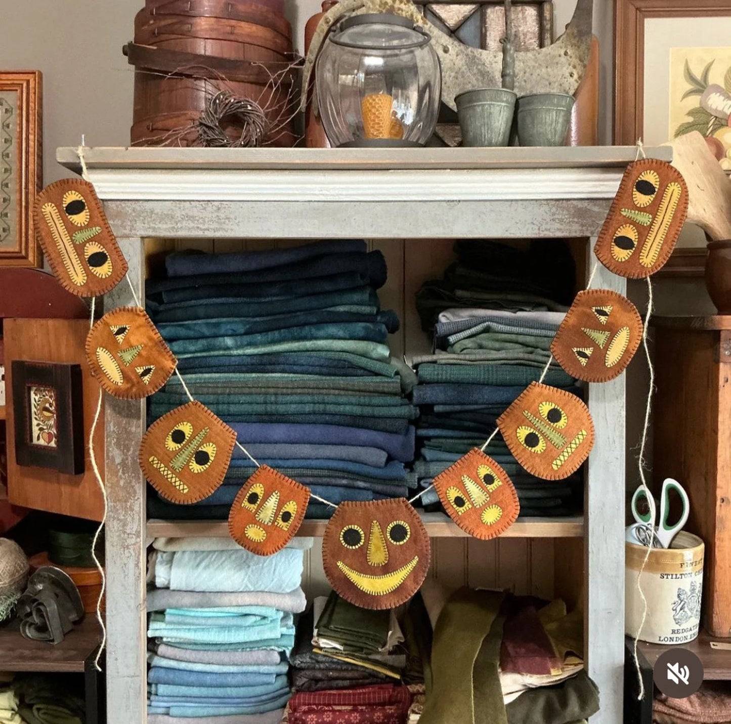 Pumpkin Banner and Bowl Fillers